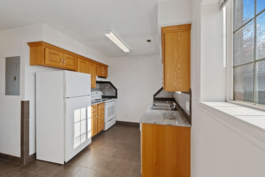 More Photos Of 984 E 900 S, Provo Apartments For Sale