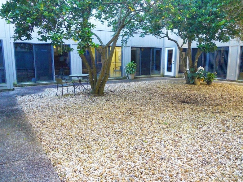 More Photos Of 9471 Baymeadows Rd, Jacksonville Medical For Lease