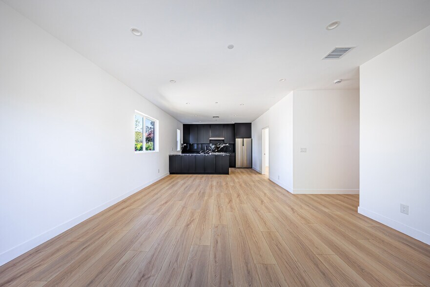 More Photos Of 1954-1958 Purdue Ave, Los Angeles Apartments For Sale