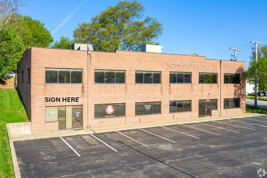 Primary Photo Of 6100 Nieman Rd, Shawnee Loft Creative Space For Lease