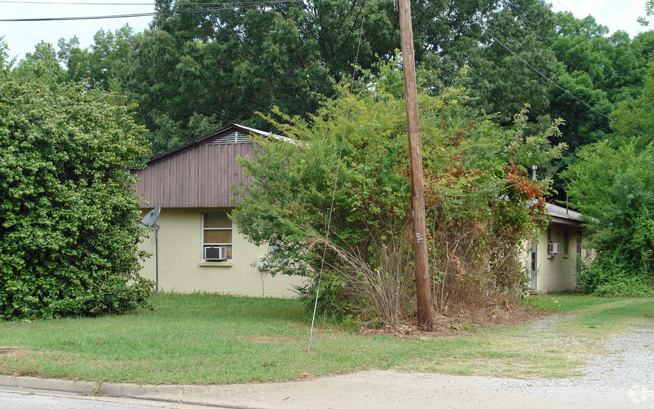 More Photos Of 10710 Jefferson Ave, Newport News Apartments For Sale
