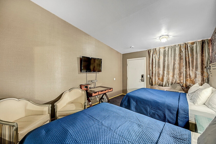 More Photos Of 2855 Fremont St, Las Vegas Hotel For Sale