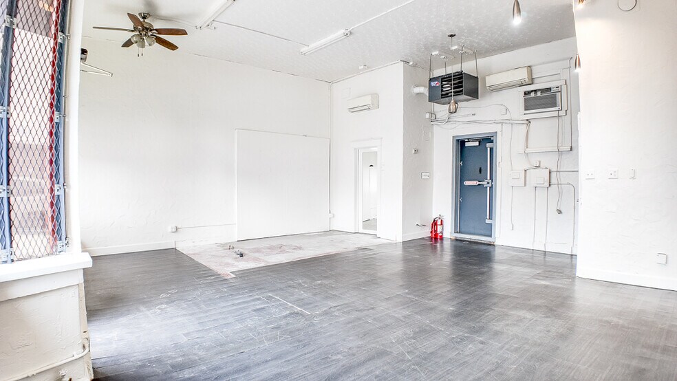 More Photos Of 3935 W Colfax Ave, Denver Storefront For Lease