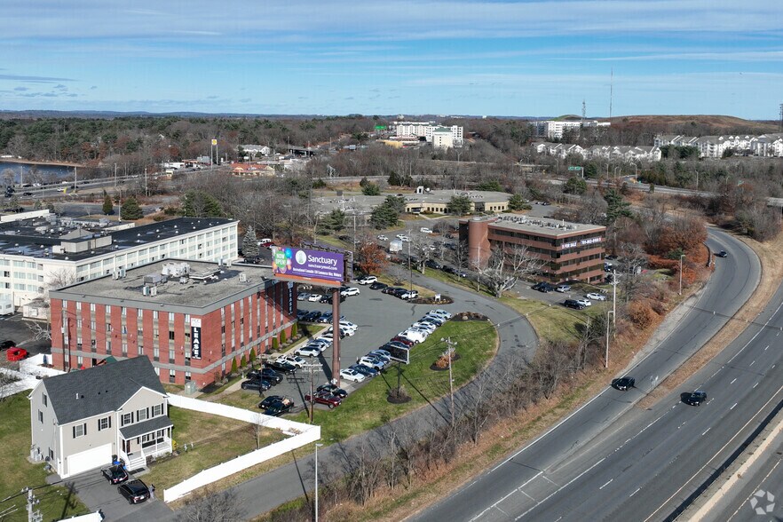 More Photos Of 100 Corporate Pl, Peabody Unknown For Lease