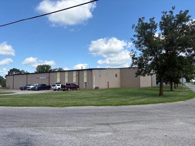Primary Photo Of 718 E Main St, Kewanna Industrial For Sale