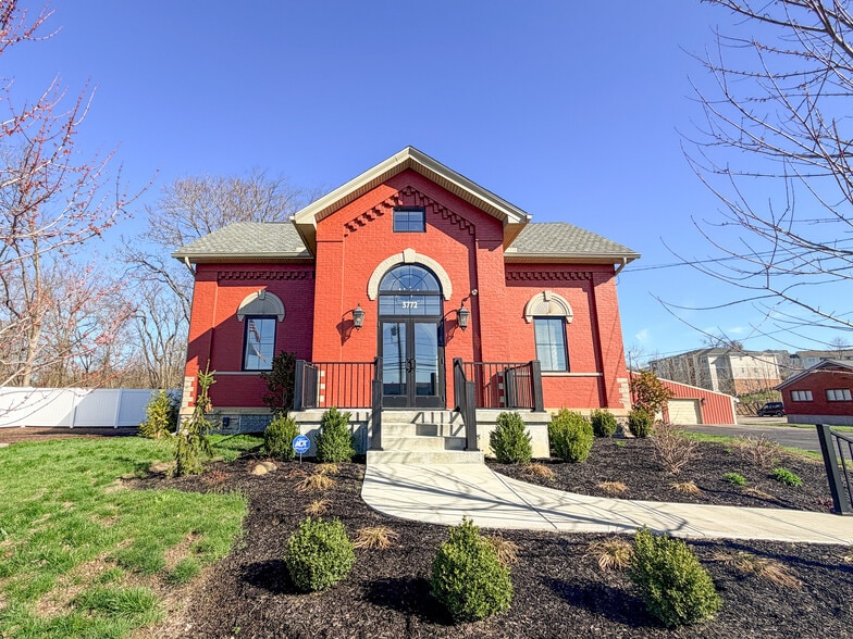 Primary Photo Of 3772 Hauck Rd, Cincinnati Loft Creative Space For Lease