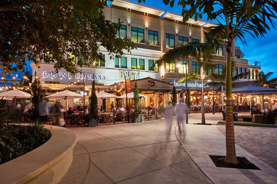 More Photos Of 9118 Strada Pl, Naples Unknown For Lease