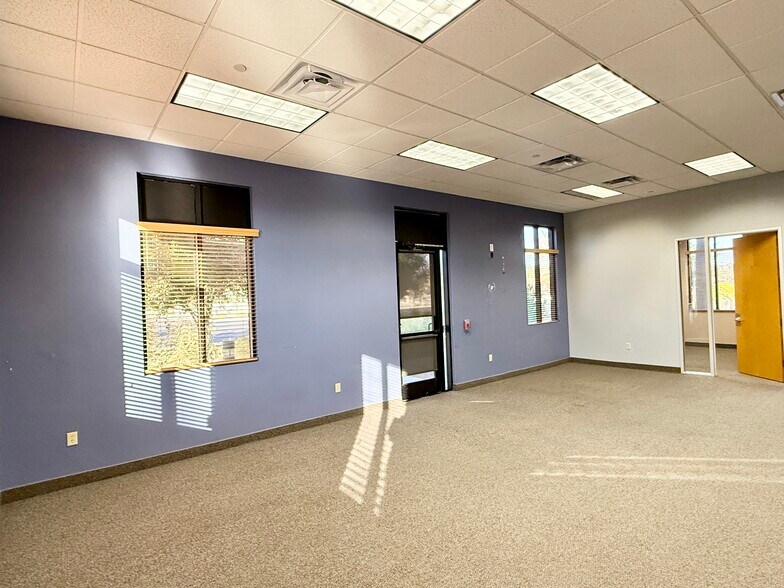 More Photos Of 725 W Elliot Rd, Gilbert Medical For Lease