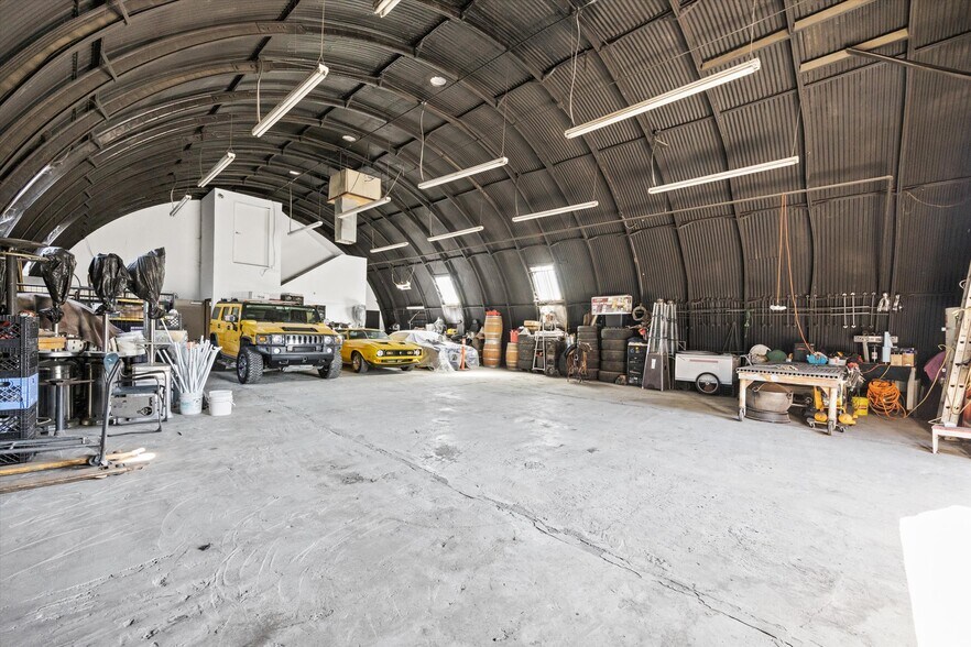 More Photos Of 205 E 18th St, Bakersfield Manufacturing For Sale