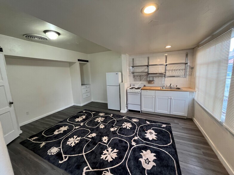 More Photos Of 1752 E 4th St, Reno Multifamily For Sale