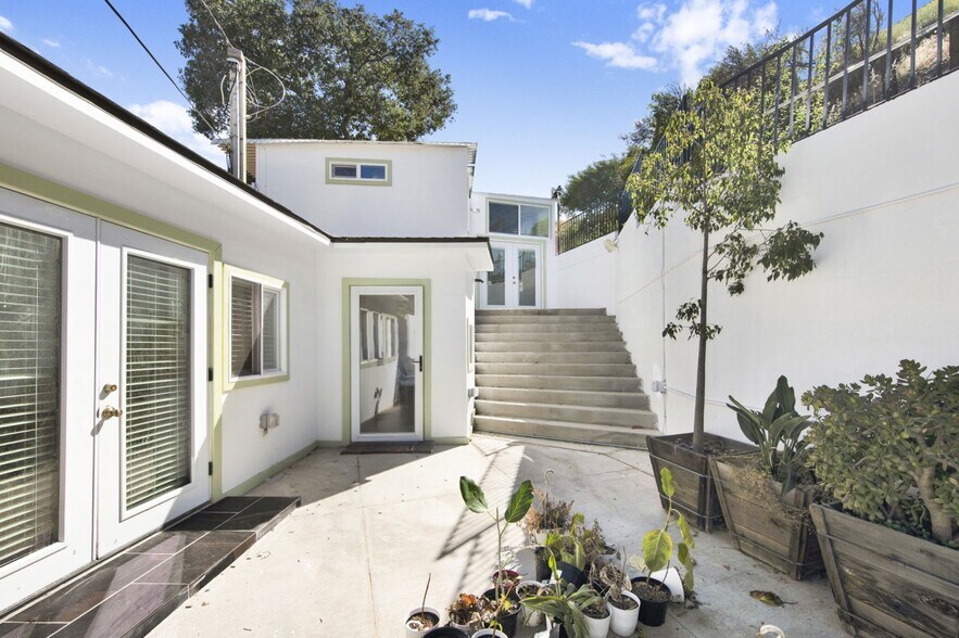 More Photos Of 10200 Willow Springs Lane, Sunland Land For Sale