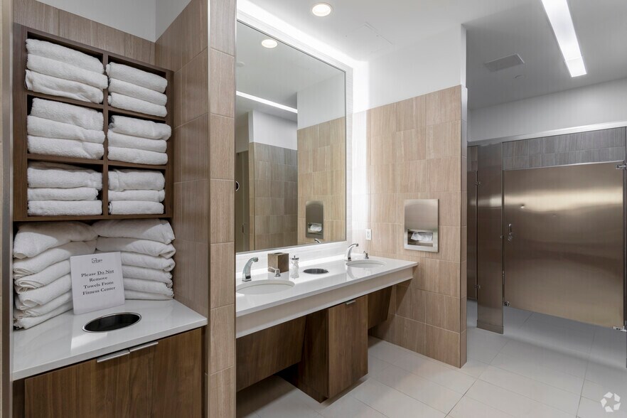 More Photos Of 1410-1430 Spring Hill Rd, McLean Unknown For Sale