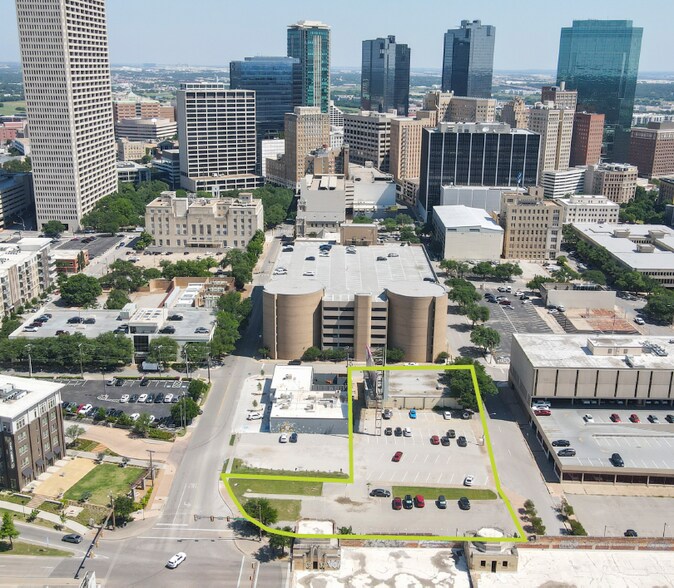 More Photos Of 401 W 13th St, Fort Worth Office For Sale