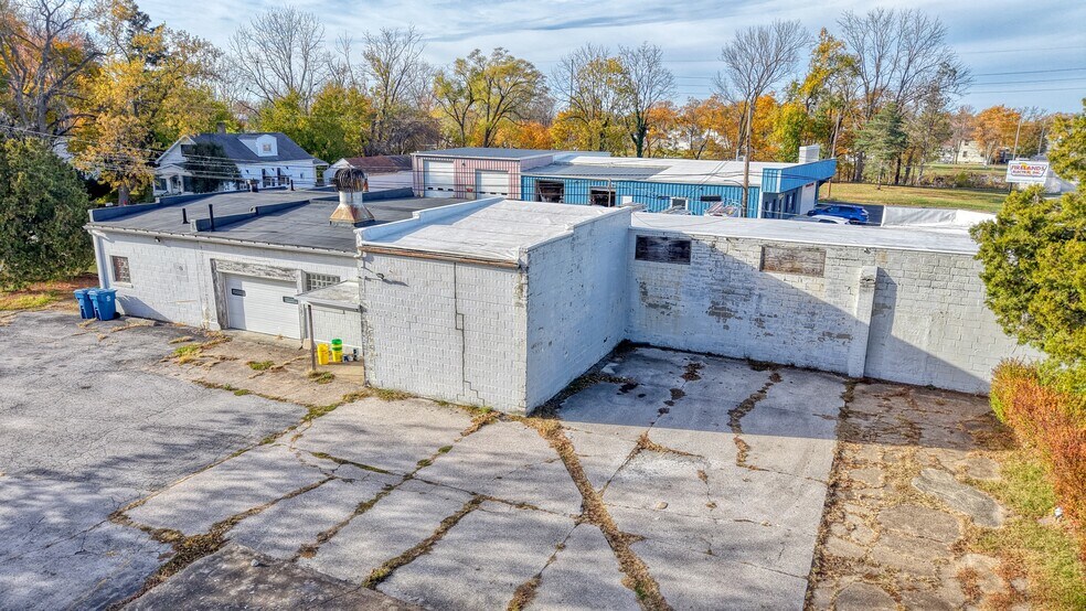 More Photos Of 2801 Columbus Ave, Sandusky Freestanding For Sale