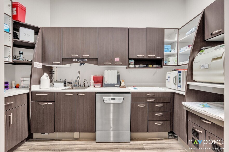 More Photos Of 85 Rio Grande Dr, Castle Rock Medical For Sale