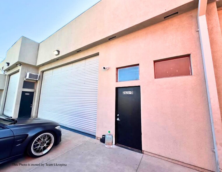 More Photos Of 2610-2622 E Foothill Blvd, Pasadena Warehouse For Lease