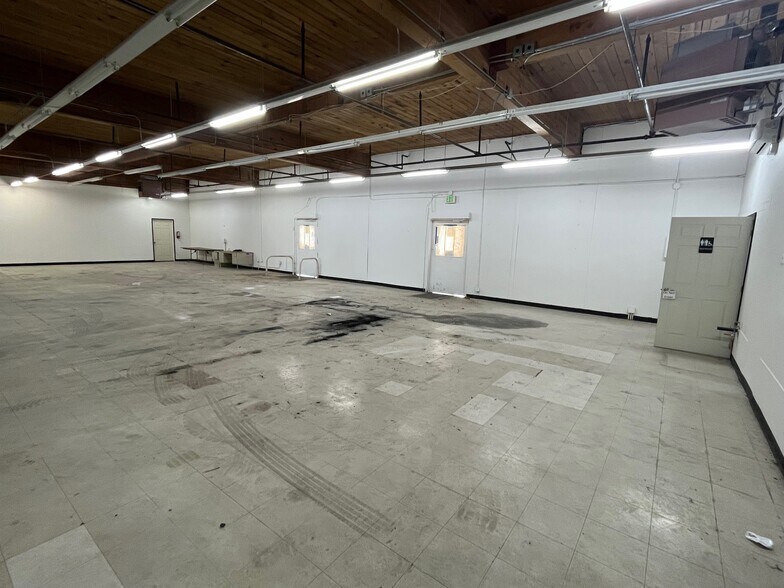 More Photos Of 1200 S Canyon Rd, Ellensburg Auto Dealership For Sale