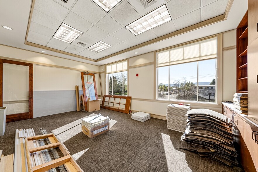 More Photos Of 1501 E McAndrews Rd, Medford Medical For Lease