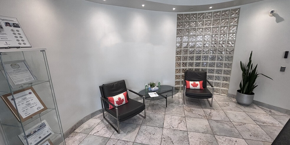 More Photos Of 99 Summerlea Rd, Brampton Distribution For Lease