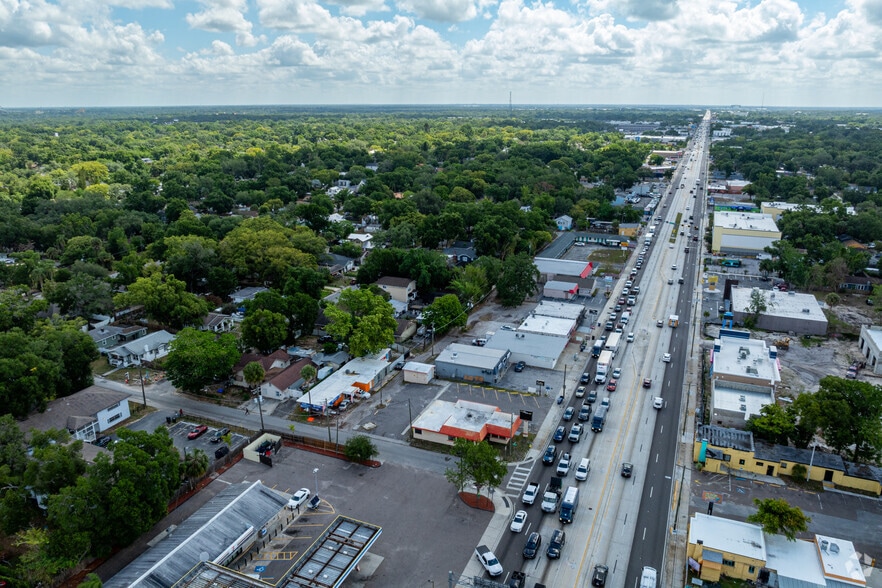 More Photos Of 1002 E Hillsborough Ave, Tampa Storefront For Lease