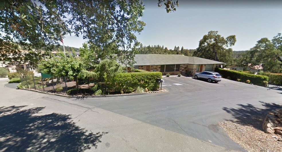 More Photos Of 2828 Easy St, Placerville Office For Sale