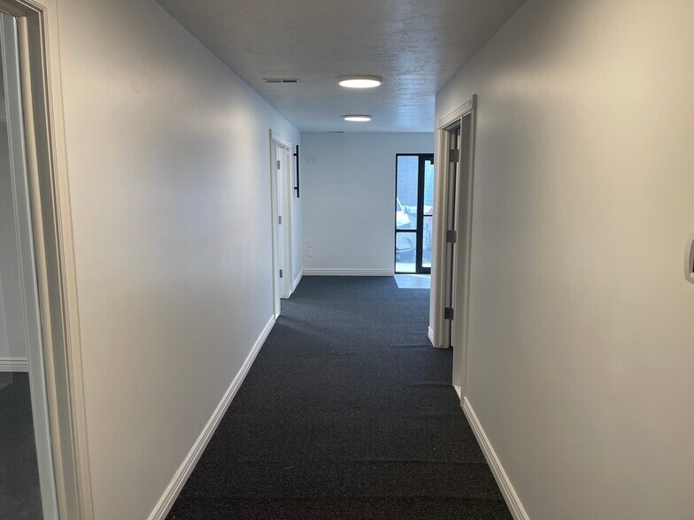 More Photos Of 30 Cutler Dr, North Salt Lake Light Distribution For Sale