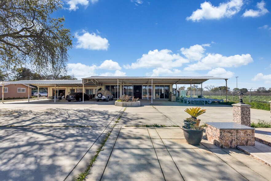 More Photos Of 9503 Barber Rd, Galt Land For Sale