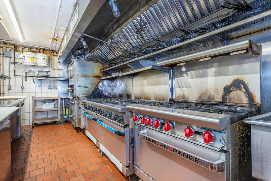 More Photos Of 3673 State Rt 94, Hamburg Restaurant For Sale