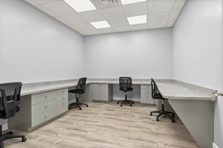 More Photos Of 32413 Michigan Ave, Wayne Freestanding For Sale