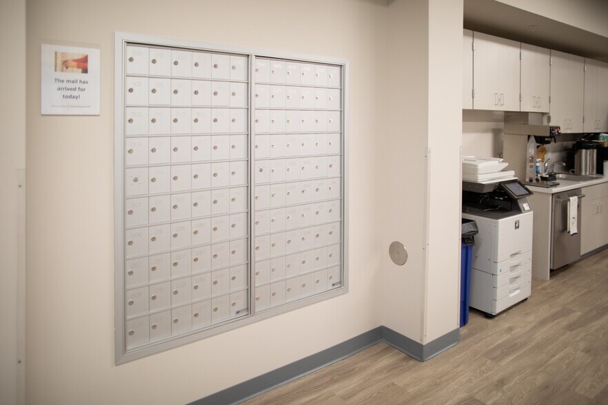 More Photos Of 1120 Depot Ln SE, Cedar Rapids Coworking Space