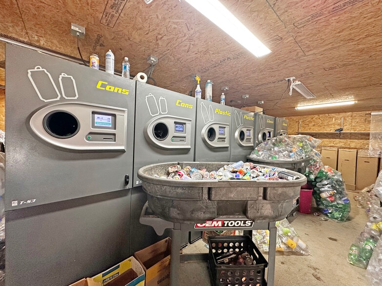 More Photos Of 61 Calais Rd, Hodgdon Bowling Alley For Sale