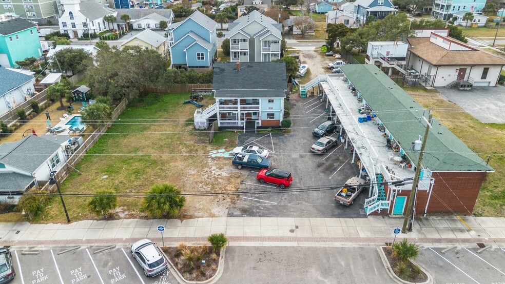 More Photos Of 213 Cape Fear Blvd, Carolina Beach Hotel For Sale