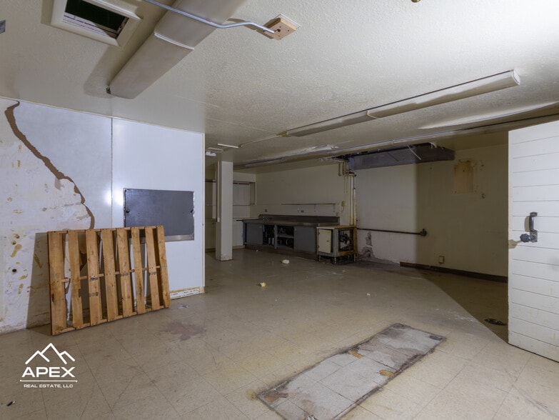 More Photos Of 1233 Uinta St, Evanston Office For Sale