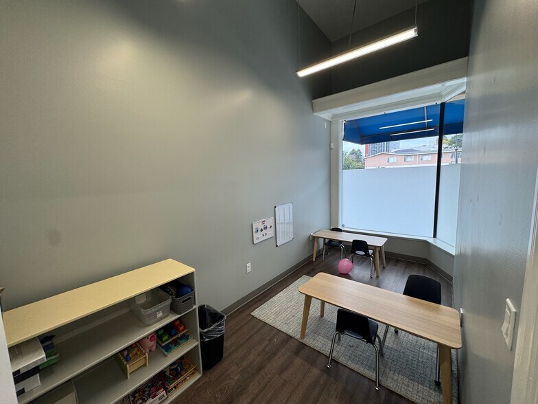 More Photos Of 629-639 S B St, San Mateo Storefront For Lease