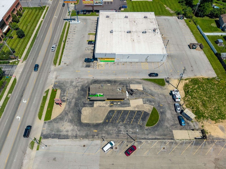More Photos Of 4825 E Main St, Columbus Fast Food For Sale