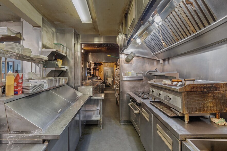 More Photos Of 5351 Main St, Waitsfield Restaurant For Sale