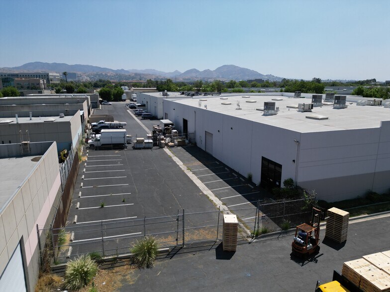 More Photos Of 1425 S Victoria Ct, San Bernardino Research And Development For Lease