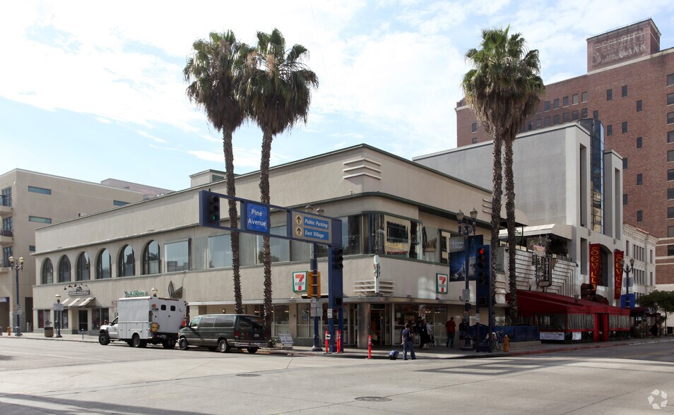 Primary Photo Of 110-120 E Broadway, Long Beach Restaurant For Lease