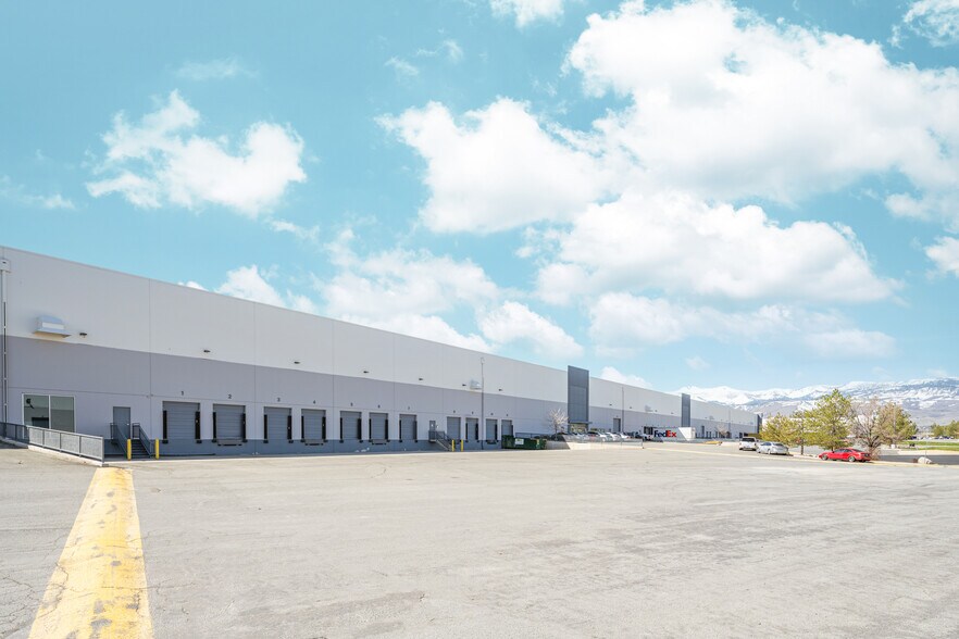 More Photos Of 1190 Trademark Dr, Reno Distribution For Lease