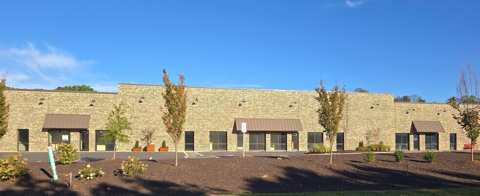 Primary Photo Of 4830 Marsett Pky, Cumming Flex For Lease
