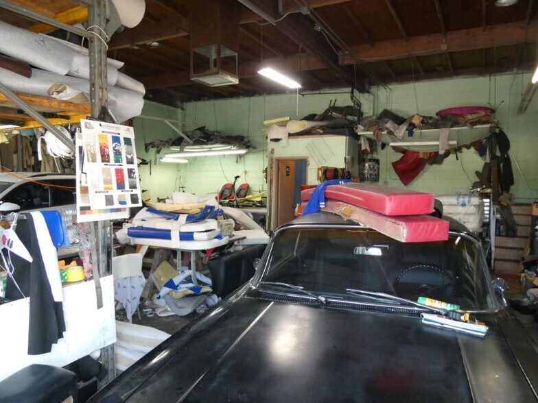 More Photos Of 1501 Celis St, San Fernando Auto Repair For Sale