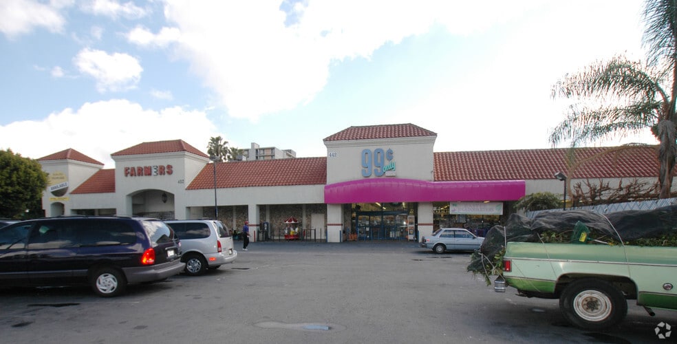 More Photos Of 442-452 N Los Robles Ave, Pasadena Storefront For Sale