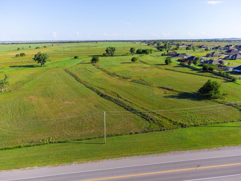 More Photos Of US Highway 277, Elgin Land For Sale