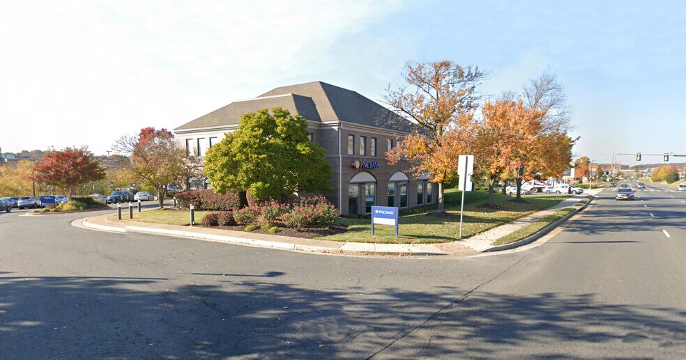 More Photos Of 7800-7818 Sudley Rd, Manassas Office For Lease