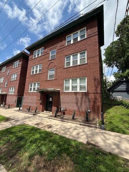 More Photos Of 712-714 W 38th St, Kansas City Apartments For Sale