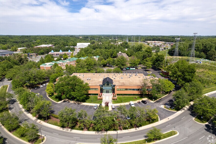 More Photos Of 401 Professional Dr, Gaithersburg Research And Development For Lease