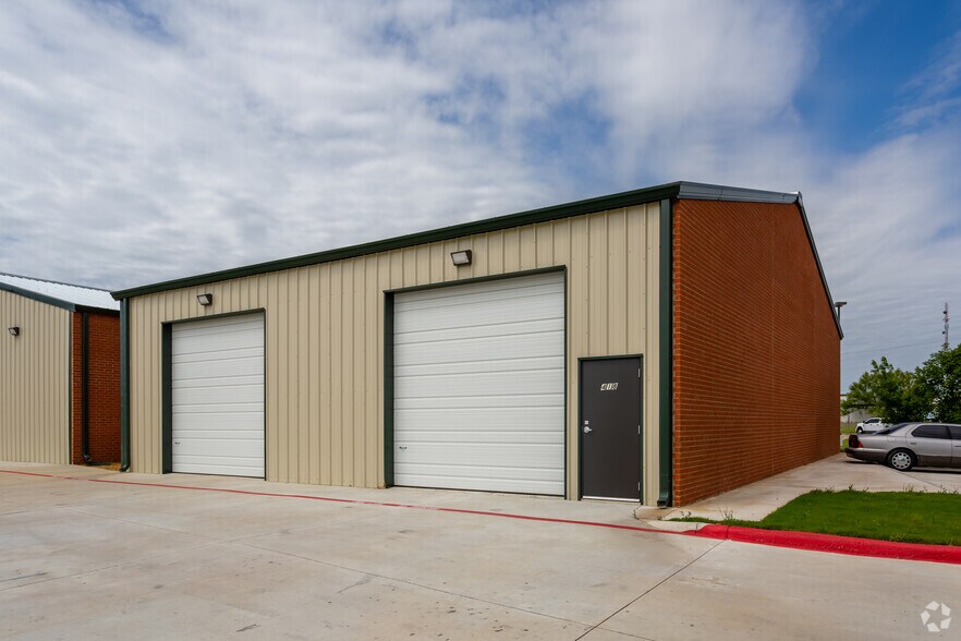 Primary Photo Of 414 Powerhouse, McKinney Unknown For Lease
