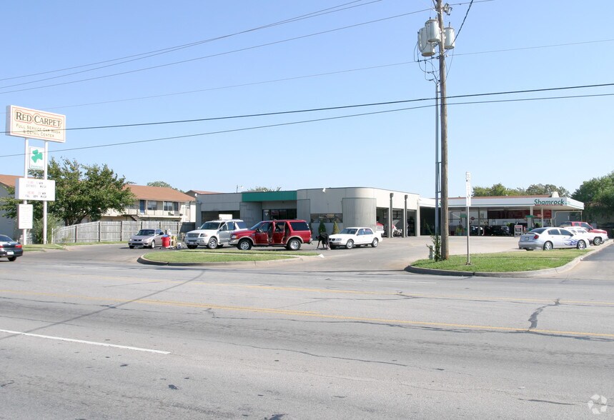 More Photos Of 208 S Air Depot Blvd, Oklahoma City Carwash For Sale