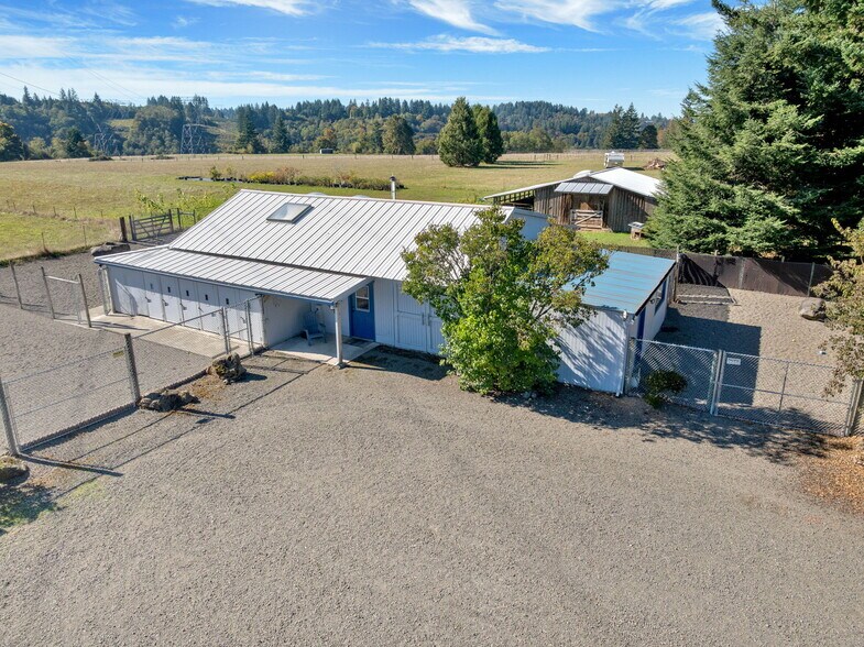 More Photos Of 44434 SE Coalman Rd, Sandy Light Manufacturing For Sale