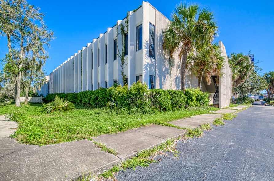 More Photos Of 6501 Arlington Expy, Jacksonville Office Residential For Sale